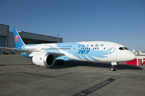 中国首架787梦想飞机将于本月底交付南航